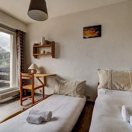 With Balconies At The Foot Of The Slopes Appartement *